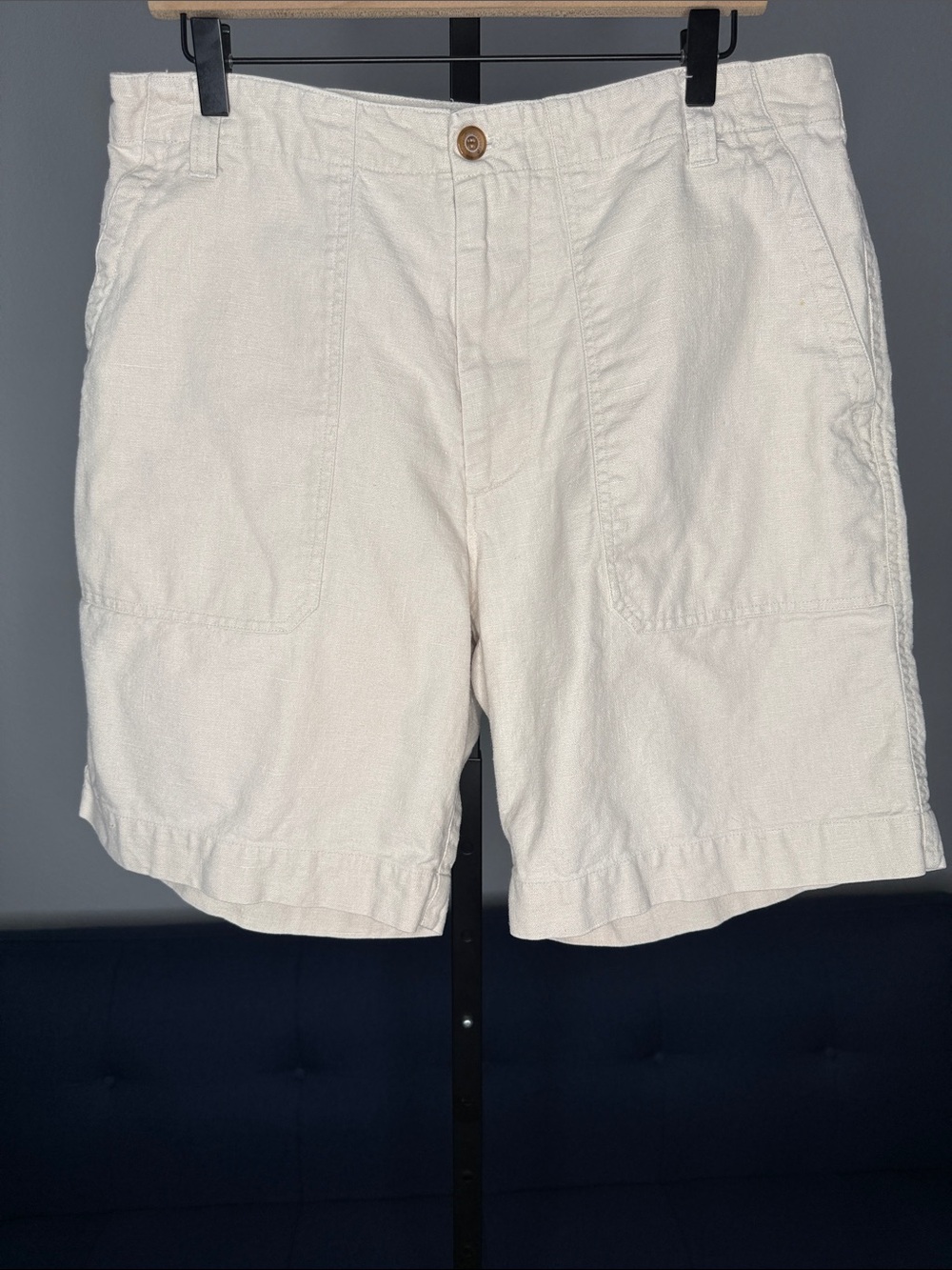 Cubavera Men's Off-White Flat Front Cotton Shorts